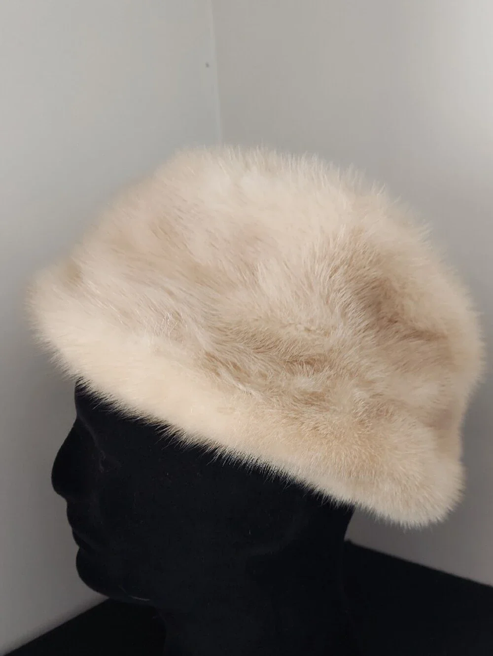 Pollacks Mink Fur Hat